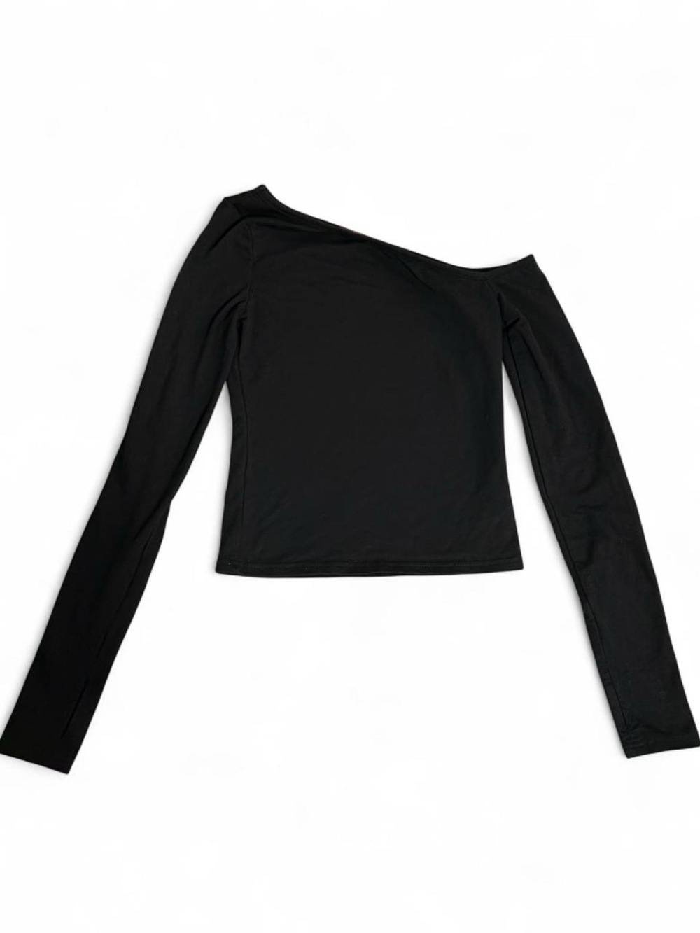 Edikted Black One-Shoulder Long Sleeve Crop Top